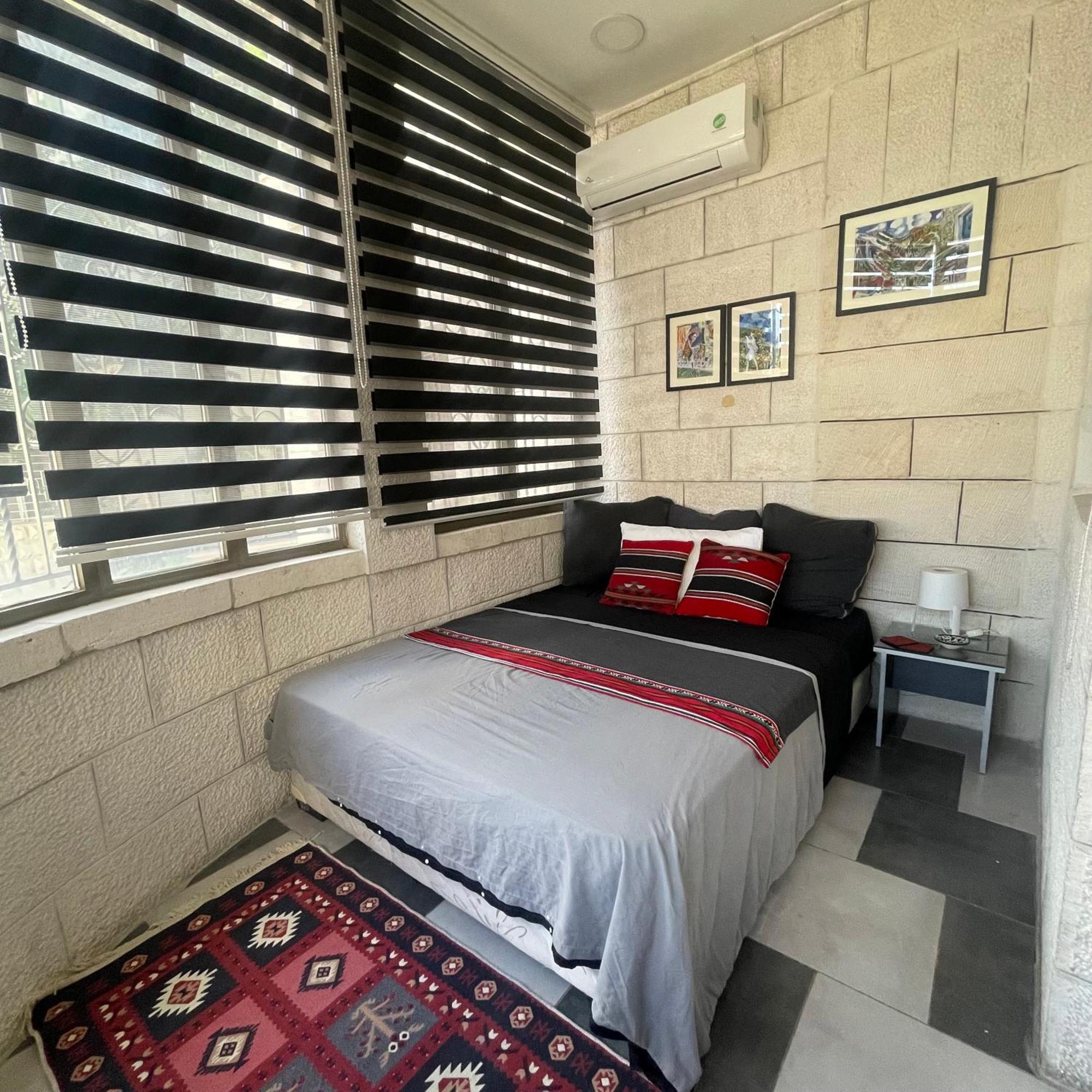Darna Hostel Amman Extérieur photo
